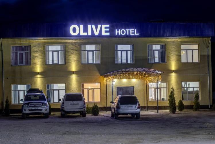 Olive Hotel Kochkor Esterno foto